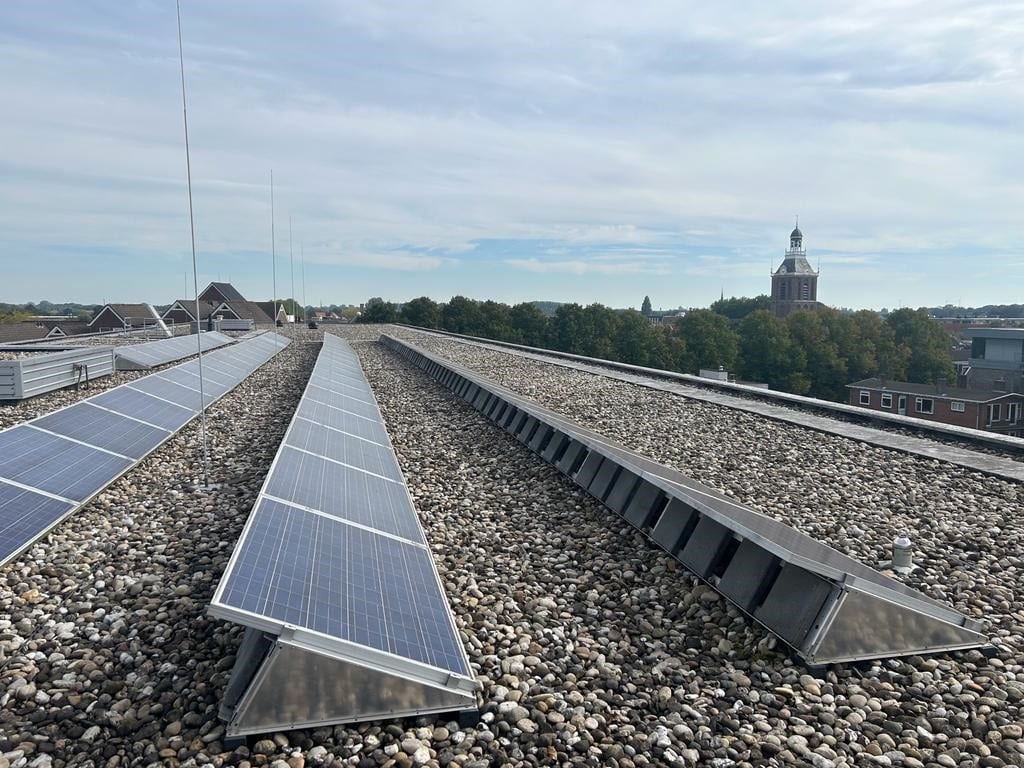 Zonnepanelen op het stadhuis in Meppel